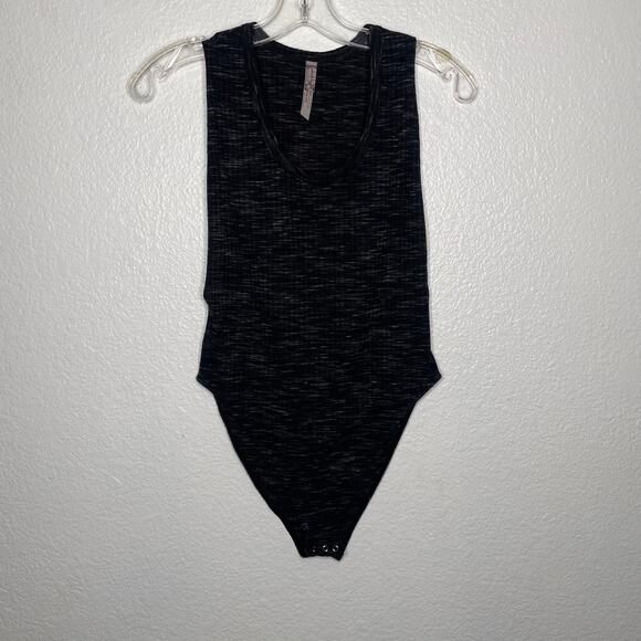 Free People Womens Bodysuit Size XS Dark Gray Secret Sides Scoop Neck Sleeveless - Picture 1 of 9